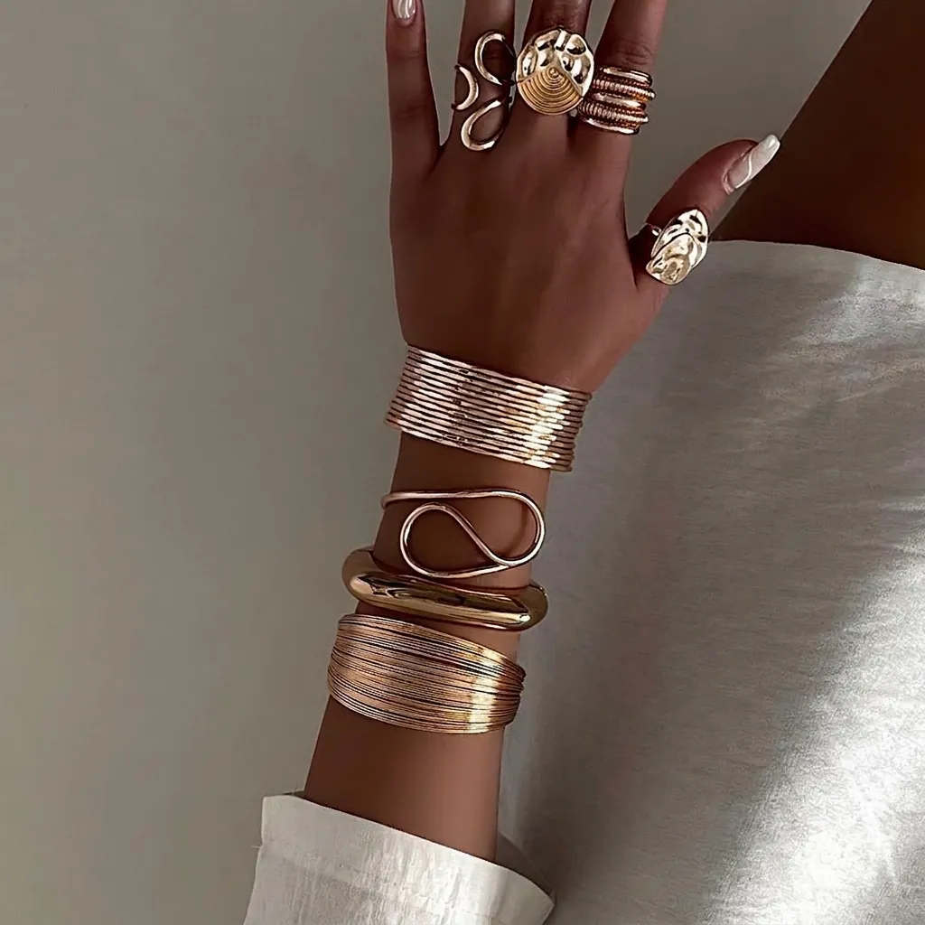 Geometrischer Offener Armreif Edelstahl Vergoldet Abstrakte Kurve Statement Mode Armband Für Damen Wasserdicht