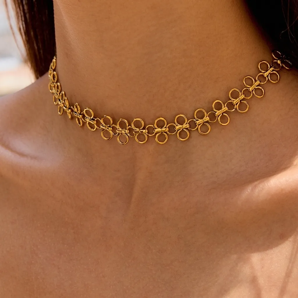 Stainless Steel Choker Necklace Gold Plated Waterproof Hypoallergenic Four Leaf Clover Design Elegant Jewelry For Women
