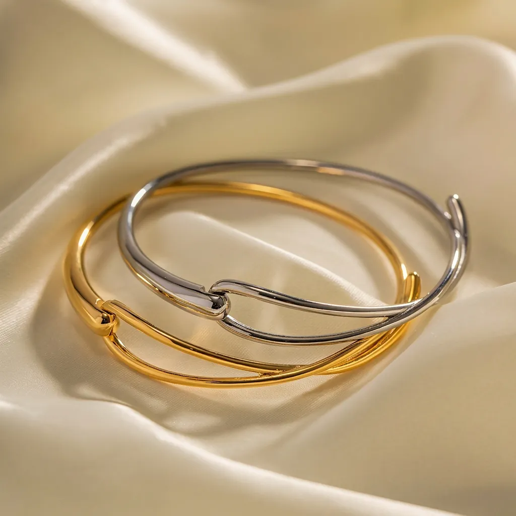 Bracelet Jonc Minimaliste en Acier Inoxydable Nœud Tordu Plaqué Or 18K Bracelet Ouvert pour Femme Bijoux de Mode Cadeau