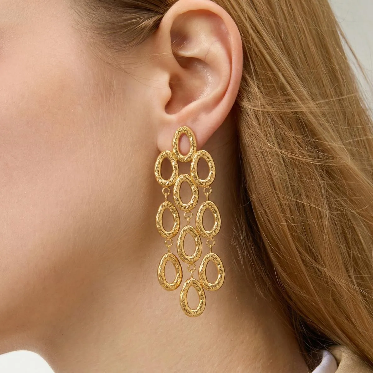 Orecchini Pendenti Martellati Acciaio Inossidabile Placcato Oro 18K Nappa Geometrica Per Donne Impermeabile Ipoallergenico