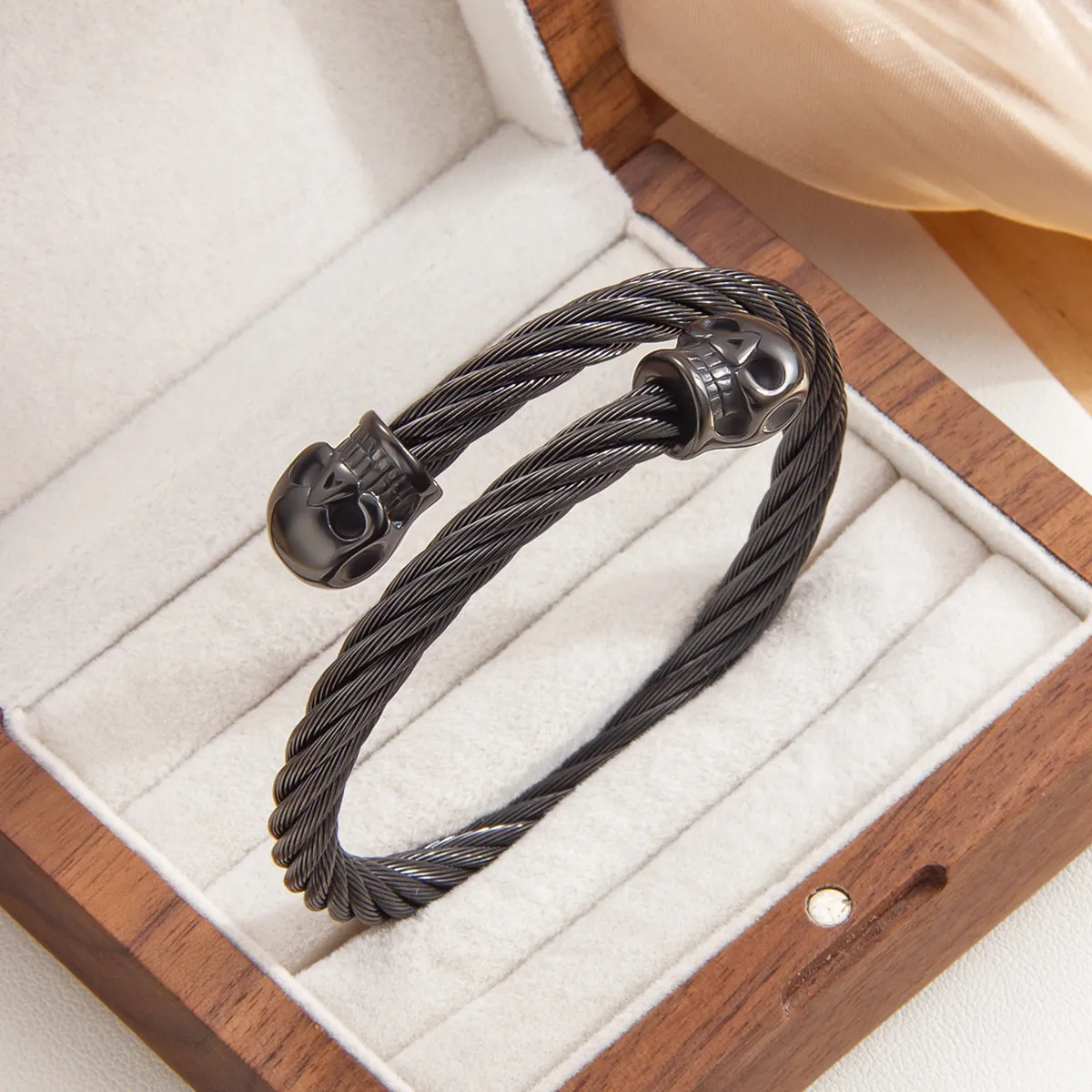 Stainless Steel Skull Cuff Bracelet Twisted Cable Wire Bangle Punk Gothic Adjustable Jewelry For Men Halloween
