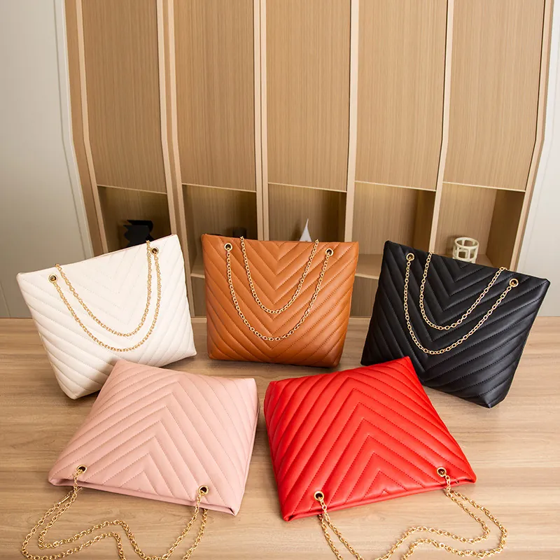 Sac Cabas Matelassé Pour Femmes Cuir PU Motif En V Sac À Épaule Avec Chaîne Dorée Élégant Grande Capacité Sac À Main
