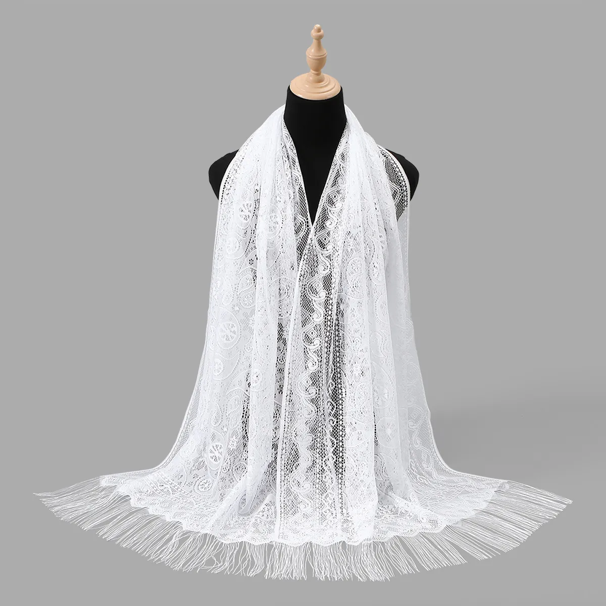 Châle en Dentelle pour Femmes Avec Motif Floral Cachemire Design Ajouré Longs Glands Enveloppement Élégant en Polyester pour Mariage Fête