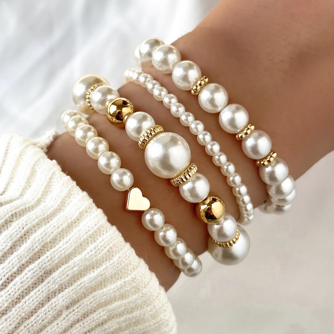 Bracelets Élastiques En Künstliche Perles D'imitation Avec Pendentif Coeur Et Künstliche Perles CCB Bijoux Élégants Pour Femmes Style Superposé