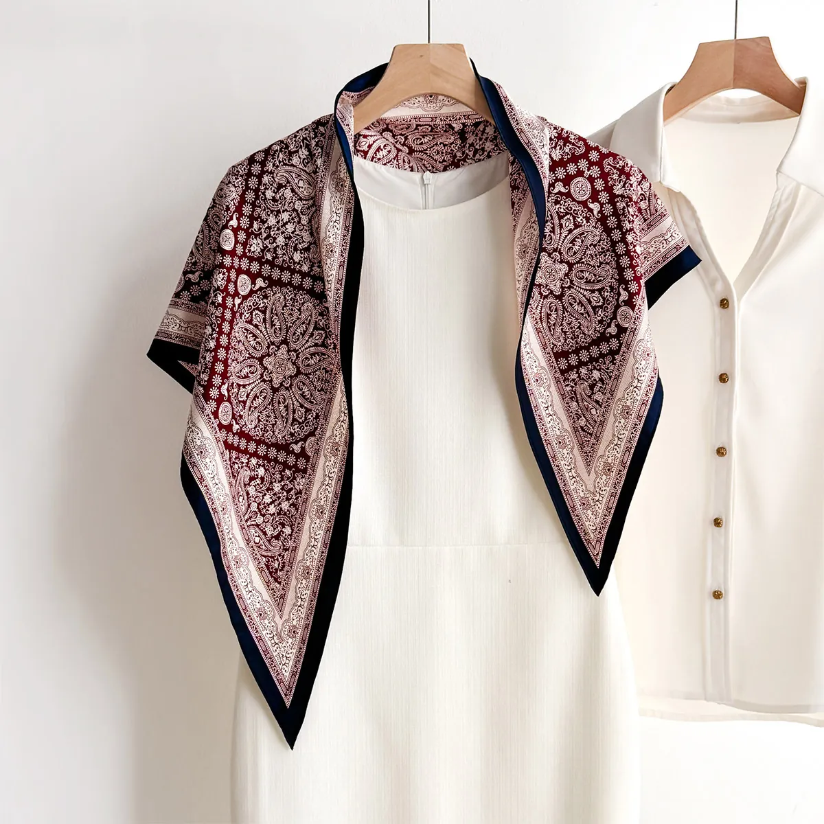 Paisley Print Triangle Scarf Shawl Polyester Satin Feel Sun Protection Lightweight Elegant Retro For Women