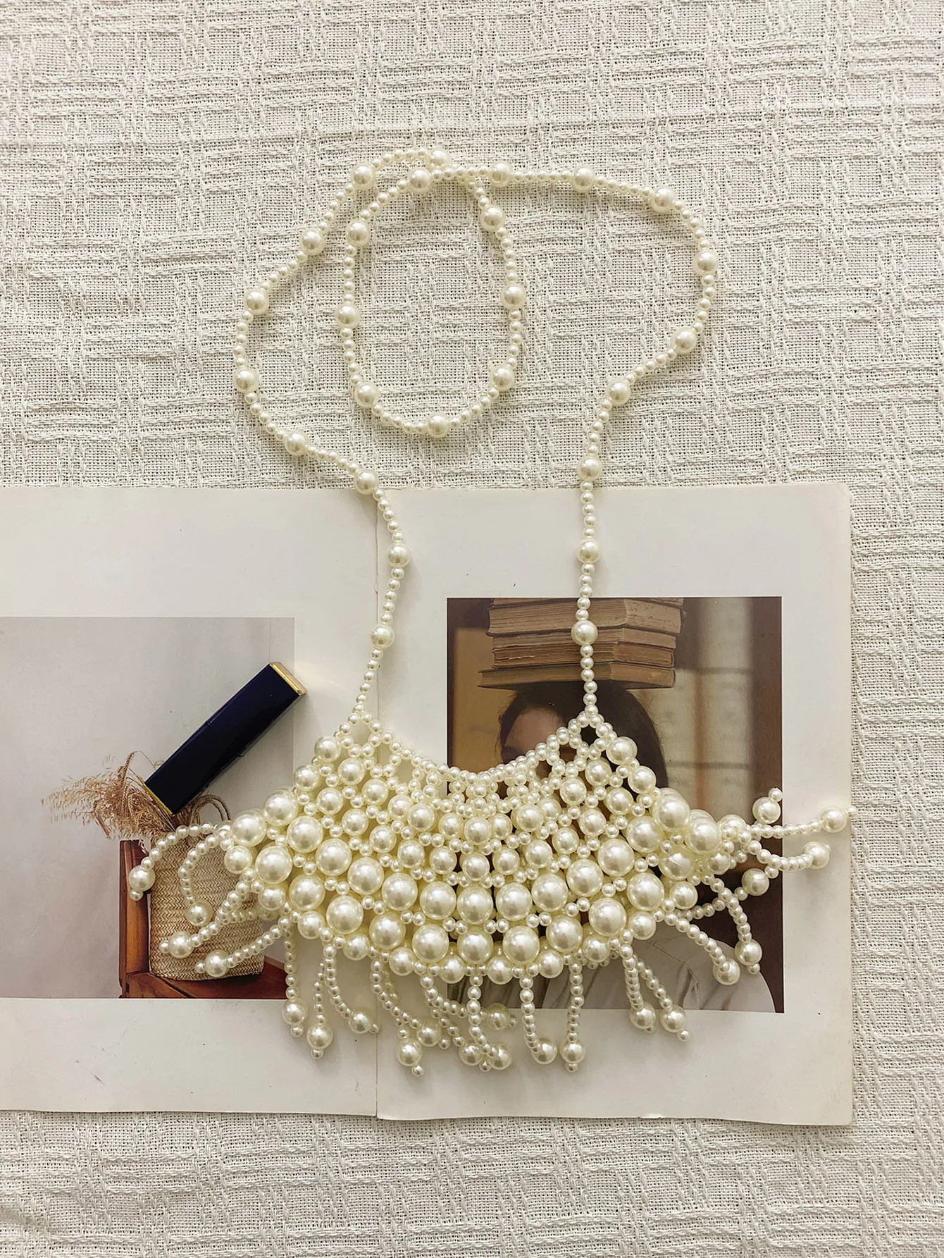 Elegante Handgefertigte Künstliche Perlenumhängetasche Für Damen Vintage Gewebte Nische Wolkenform Messenger Handtasche Mit Künstliche Perlenquaste Party