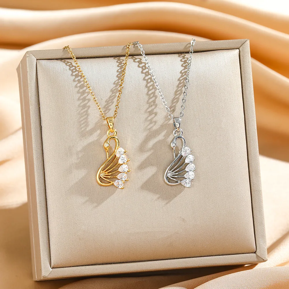 Elegante Collana Con Pendente A Cigno Catena In Acciaio Al Titanio Rame Zircone Placcato Oro Gioielli Per Donna