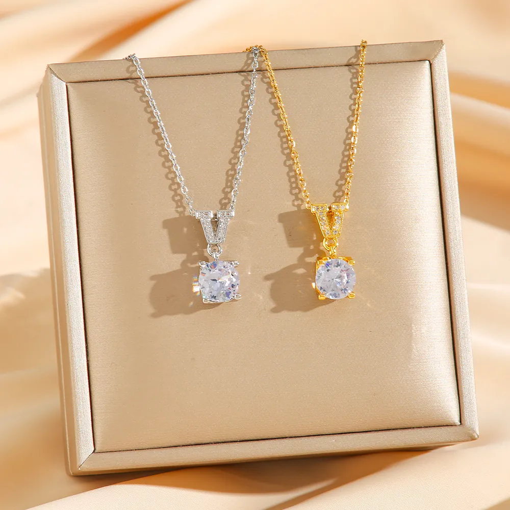 Minimalist V Letter Pendant Necklace Titanium Steel Round Cubic Zirconia Paved Korean Style Jewelry For Women Elegant
