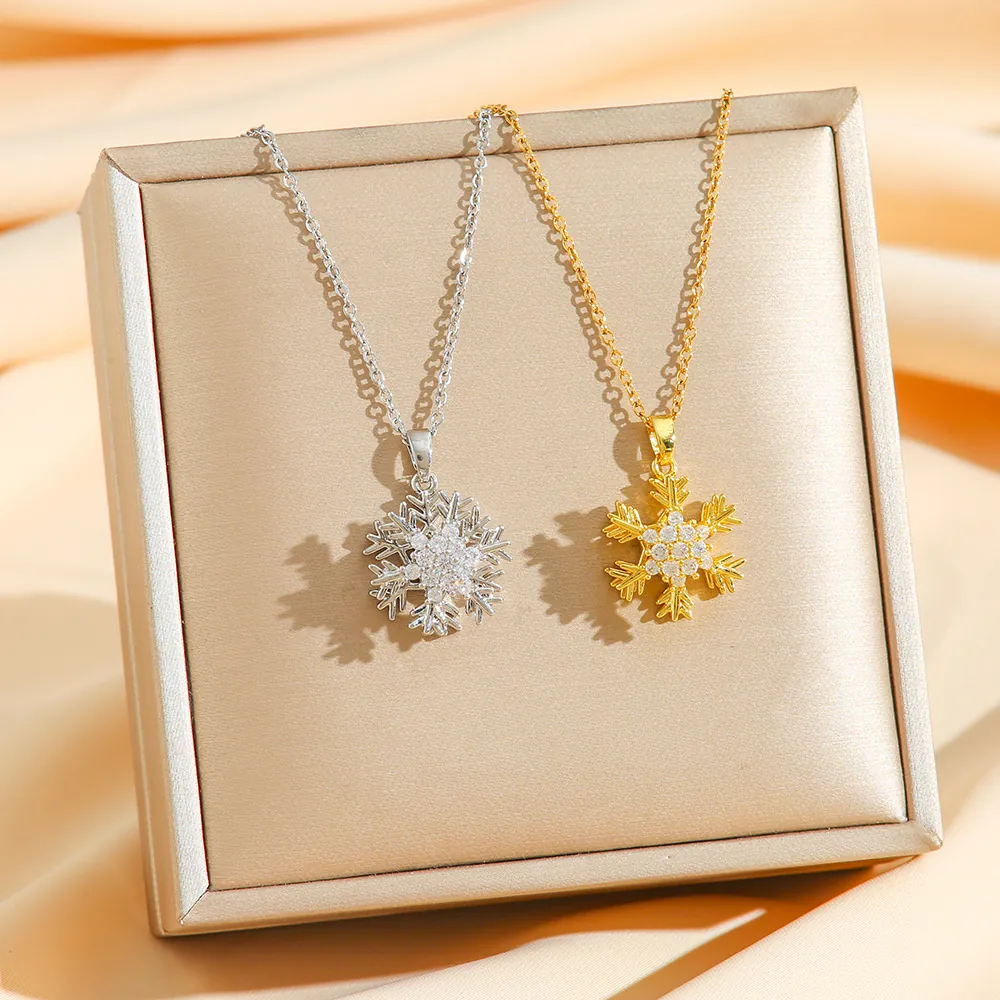 Rotating Snowflake Pendant Necklace Stainless Steel Zircon Inlaid Elegant Christmas Jewelry For Women