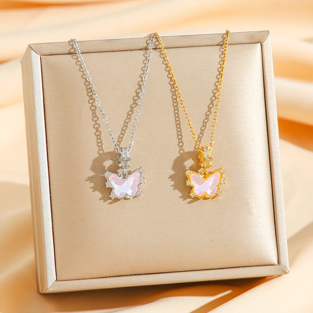 Collier Pendentif Papillon En Acier Titane Avec Zircon Strass Chaîne Clavicule Délicate Bijoux Élégants Et Doux
