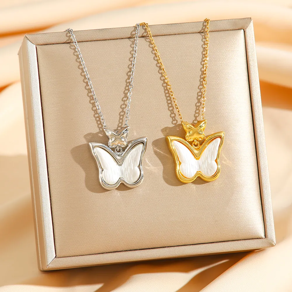 Collar Con Colgante De Doble Mariposa Acero De Titanio Con Incrustación De Nácar Chapado En Oro De 18K Joyería Para Mujer