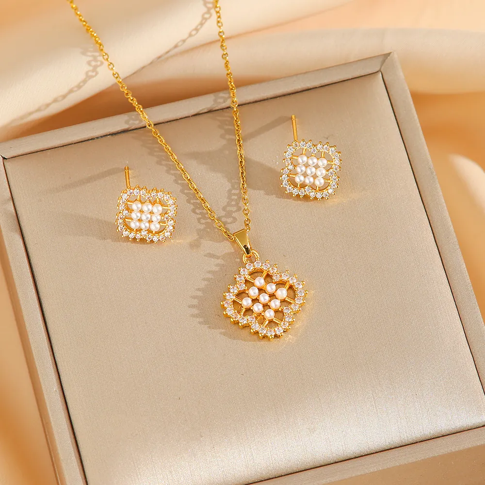 Stainless Steel Artificial Pearl And Zircon Clover Flower Jewelry Necklace And Stud Earrings Elegant Fashion For Women