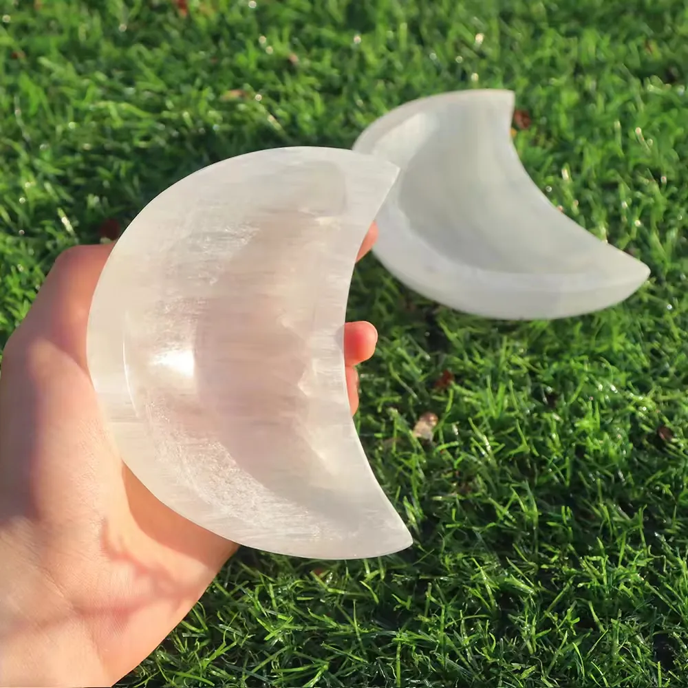 Natural Selenite Crystal Bowl Crescent Moon Shape Charging Plate Healing Stone Jewelry Tray Home Decor Modern Accent