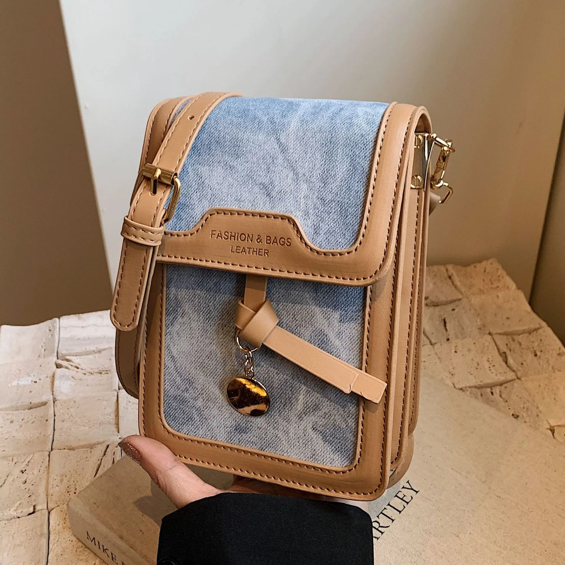 Fashion PU Leather Denim Patchwork Small Square Bag For Women Adjustable Strap Crossbody Cell Phone Bag With Metal Pendant