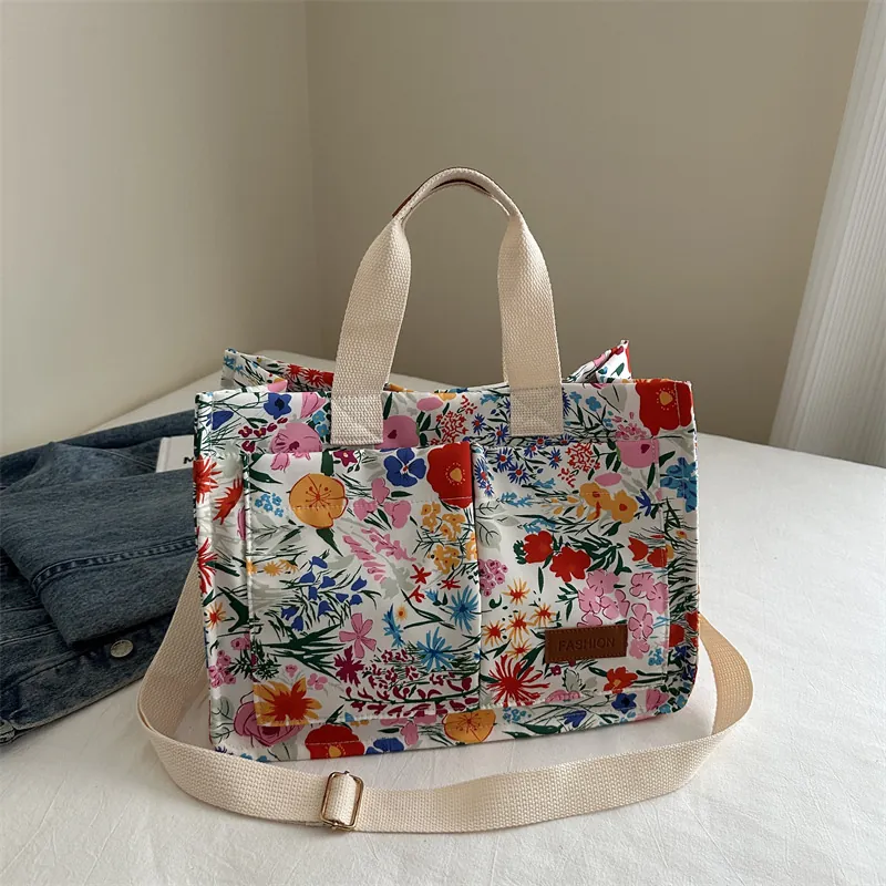 Women Fashion Floral Canvas Tote Bag Large Capacity Shoulder Handbag Casual Beach Shopping Bag Printed Fabric Purse