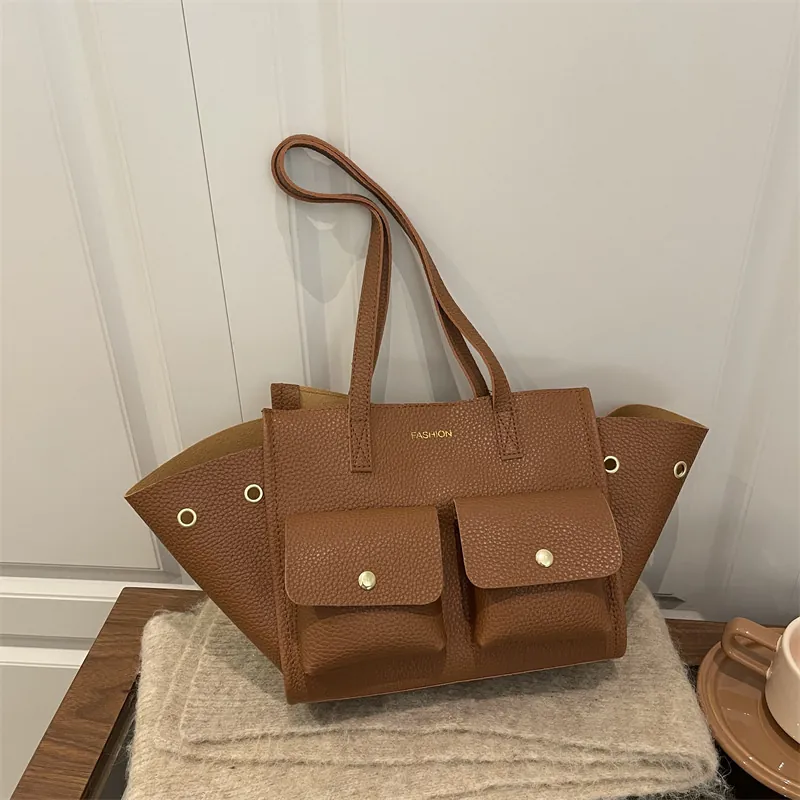 Large Capacity Tote Bag For Women Lychee Grain PU Leather Front Flap Pockets Wing Design Stylish Commute Handbag