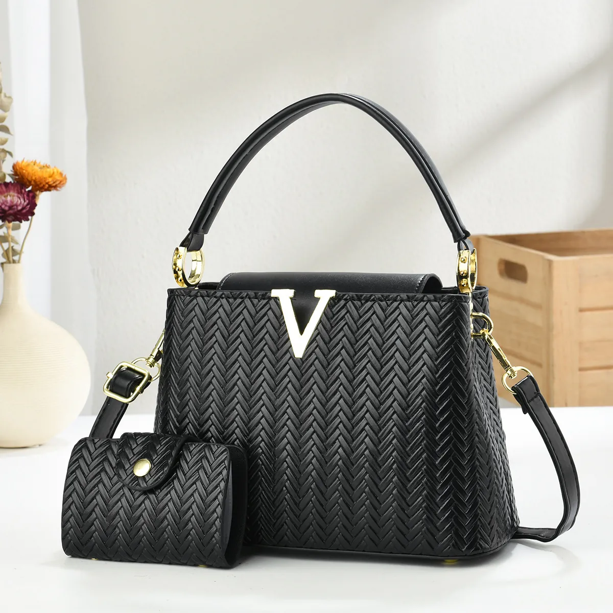 Women Woven PU Leather Handbag And Wallet With V Metal Logo Large Capacity Shoulder Crossbody Bag Daily Casual Office