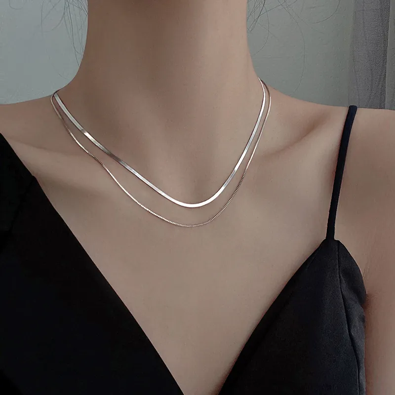 Collier Double Couche en Acier Inoxydable Chaîne d'Os de Serpent pour Femmes Or Argent Plaqué Minimaliste Collier de Clavicule