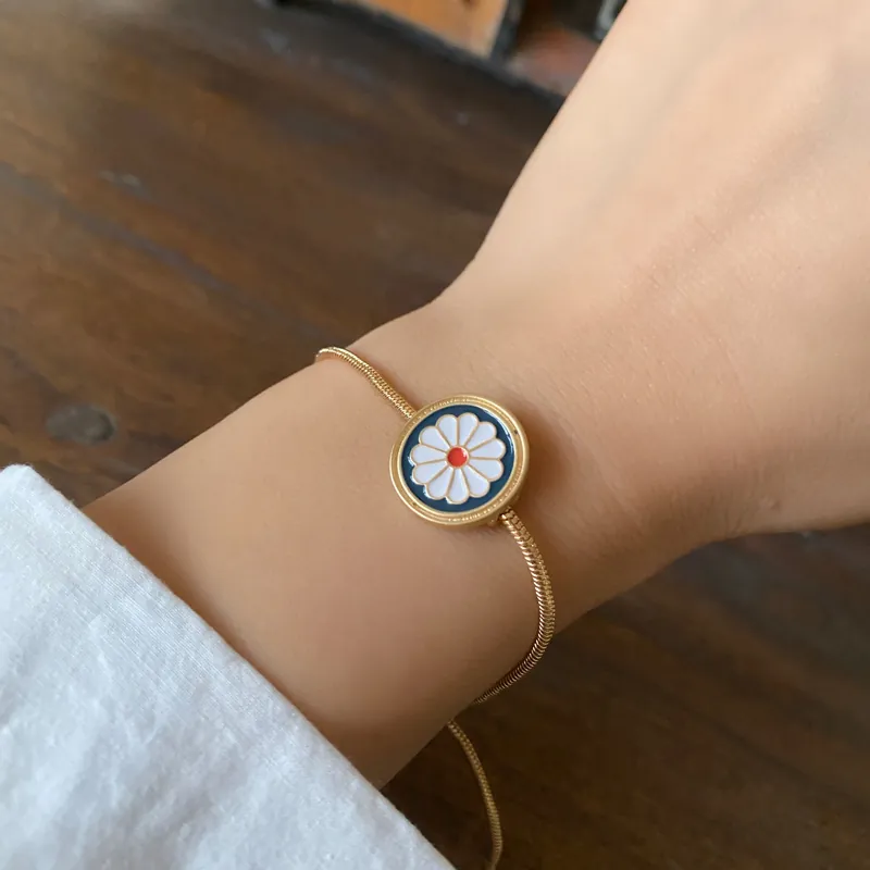 Vintage Enamel Daisy Flower Bracelet Titanium Steel Gold Snake Chain Adjustable Slider Korean Style Jewelry For Women