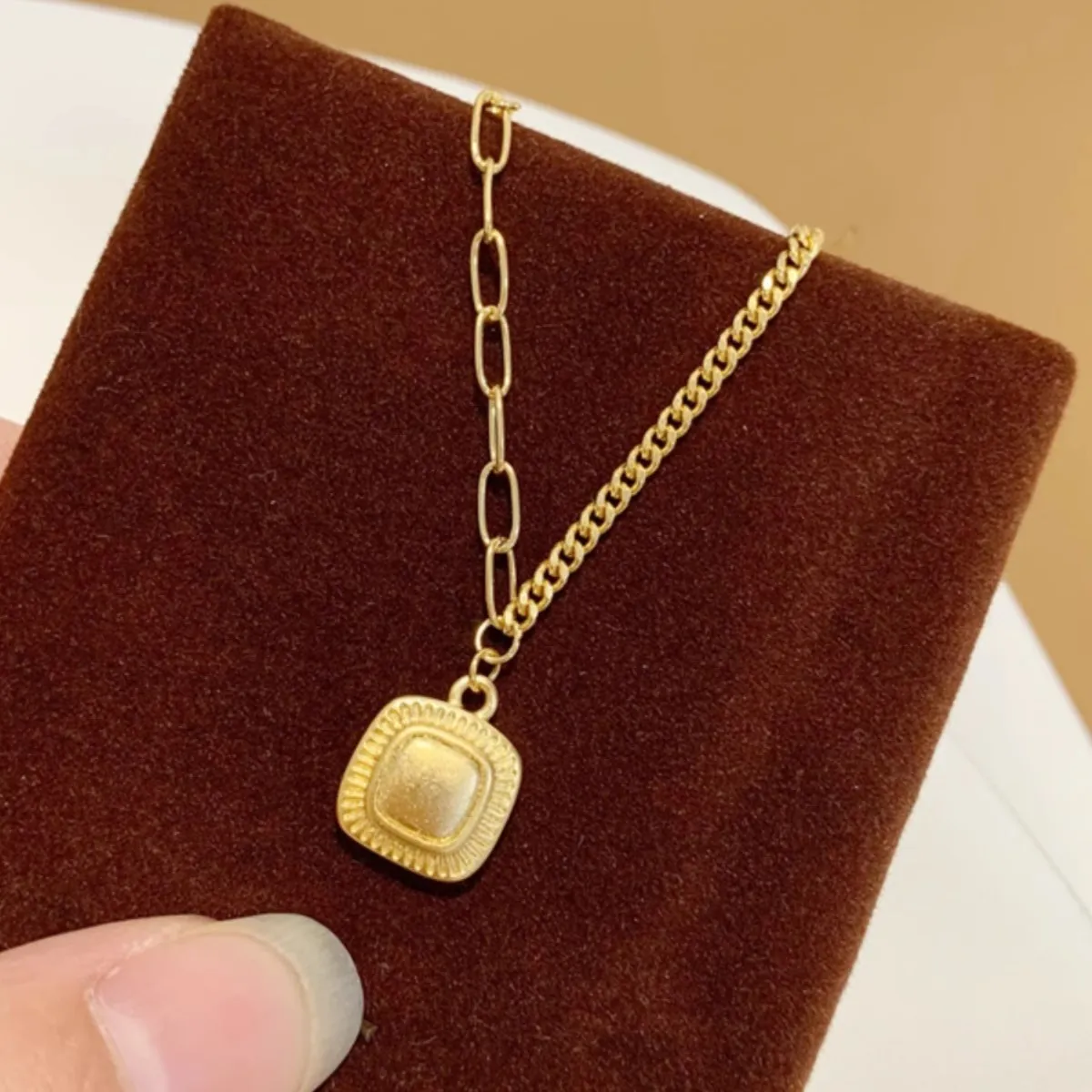 Collana Con Pendente Quadrato Retro Donna Acciaio Al Titanio Catena Asimmetrica Placcato Oro Gioielli Clavicola Vintage