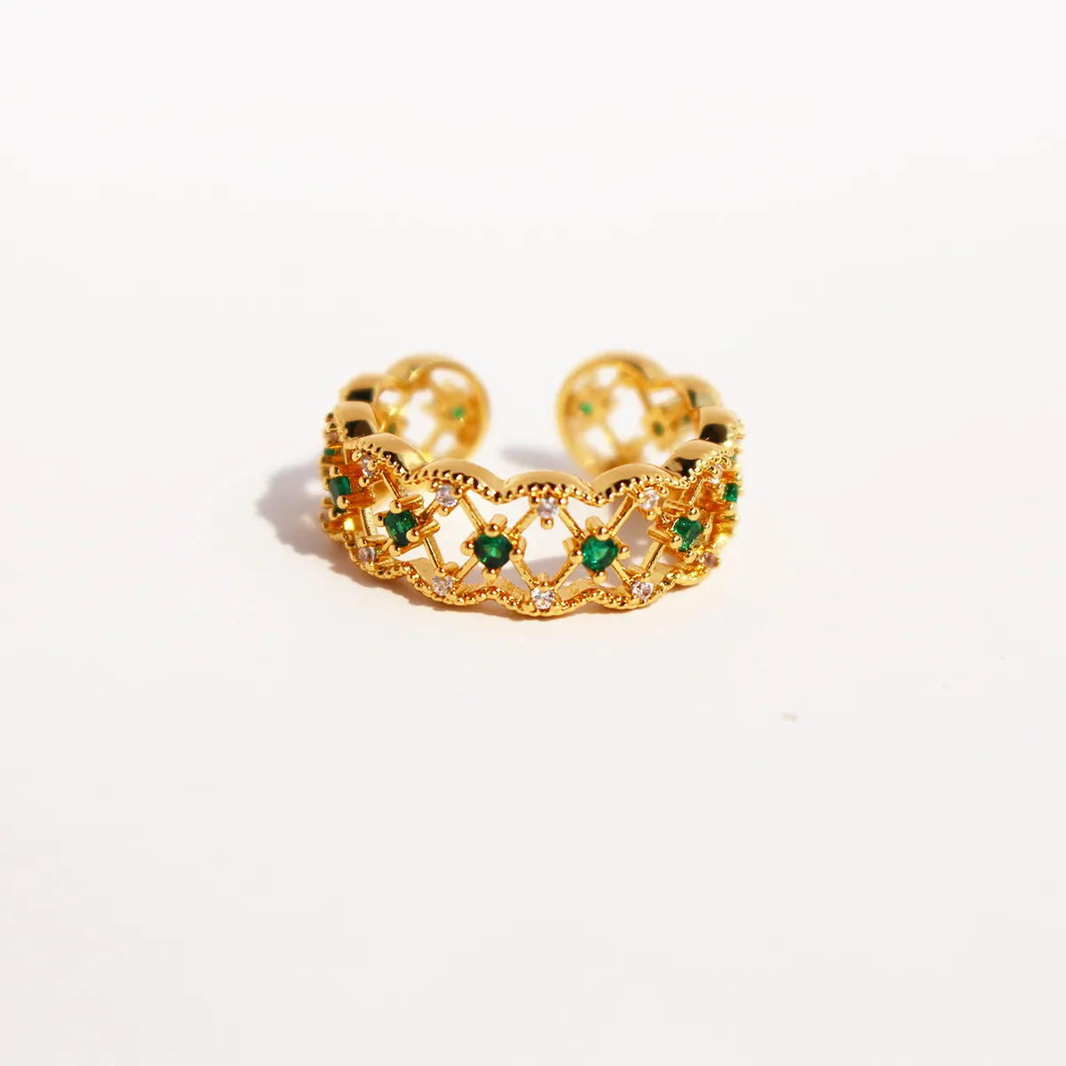 Retro Court Style Open Ring For Women Brass With Green And White Zircon Hollow Lace Pattern Medieval Adjustable