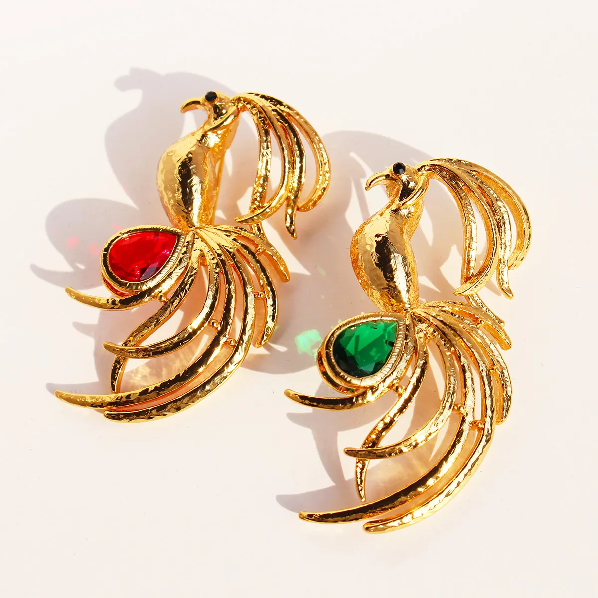 Vintage Gold Plated Brass Phoenix Brooch Pin For Women Elegant Zirconia Feather Brooch Jewelry For Suit Coat Banquet