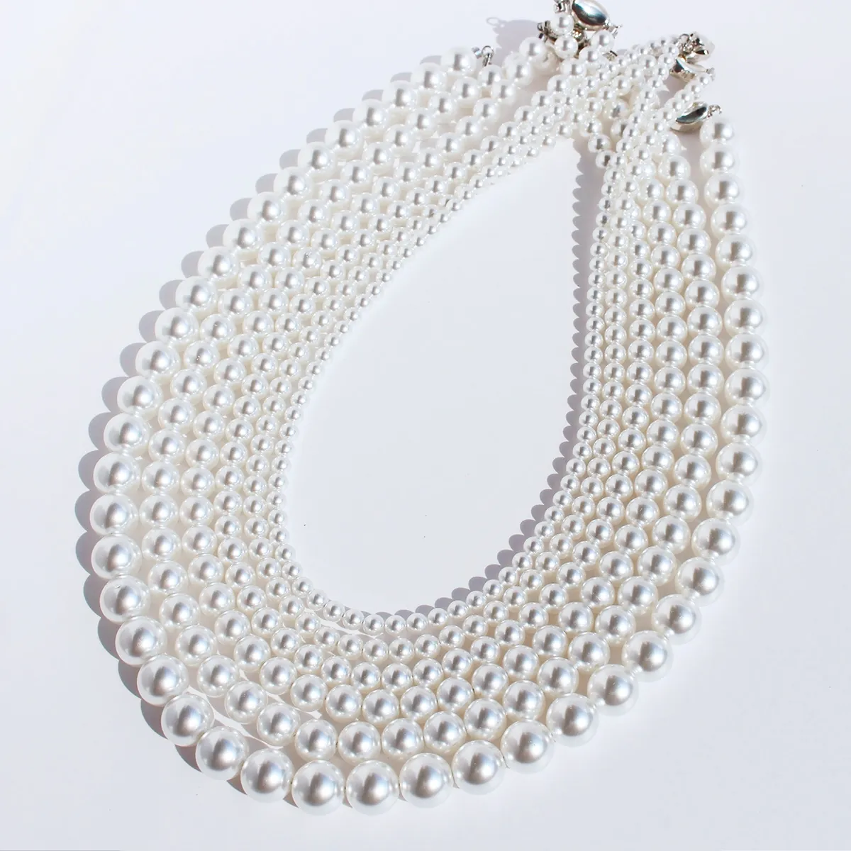 Elegant White Crystal Artificial Pearl Necklace For Women Classic Round Bead Choker With Brass Gold Plated Clasp Jewelry