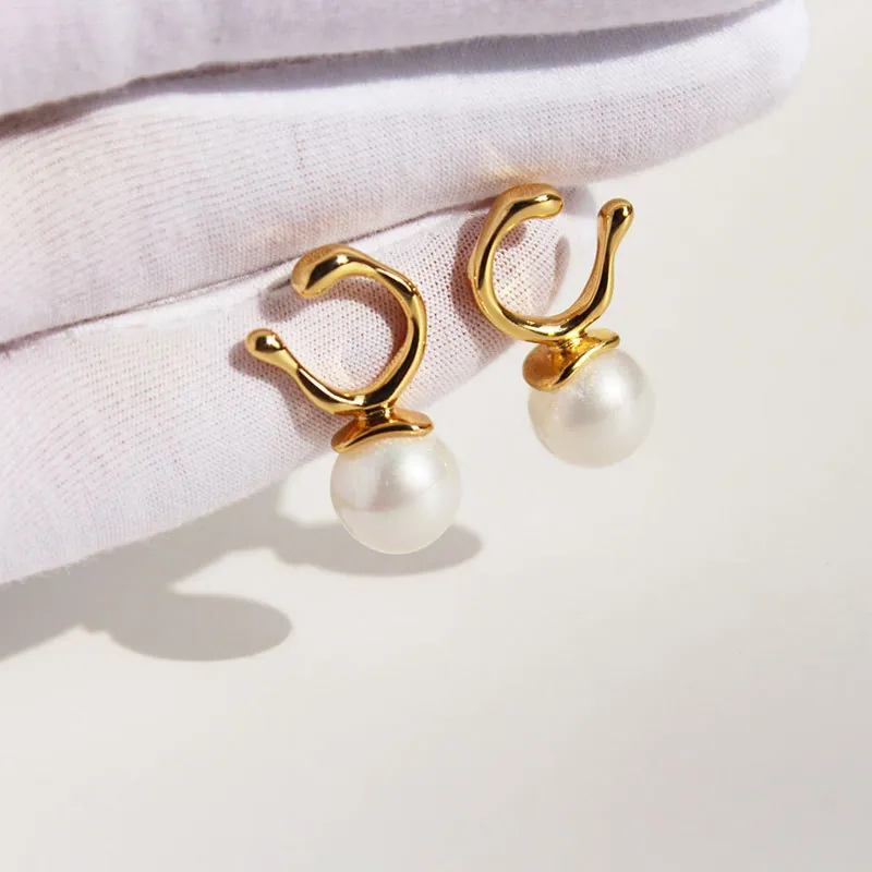 Brass Irregular Geometric Stud Earrings With High Luster Faux Mabe Artificial Pearl And Zircon Elegant Minimalist Jewelry For Women