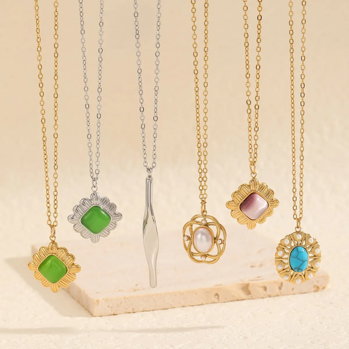 Collier En Acier Inoxydable Rétro Plaqué Or Pendentif Carré Œil De Chat Design Fleur De Soleil Bijoux Femme Élégant
