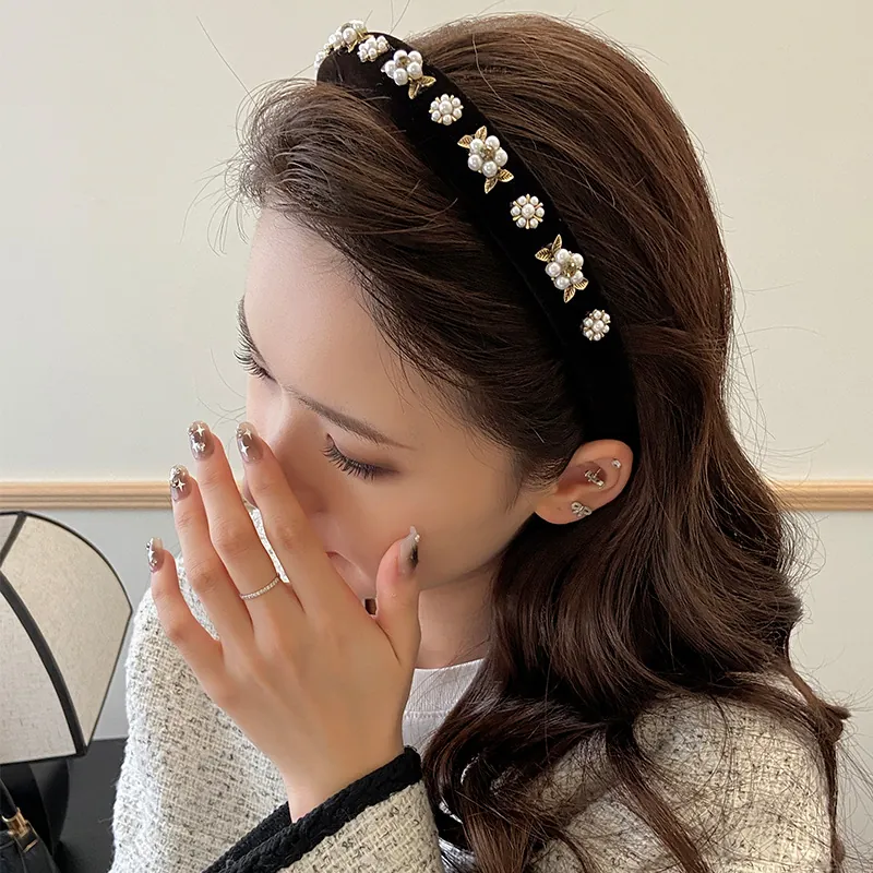 Elegant Flower Headband With Rhinestone And Artificial Pearl Camellia Vintage Hair Hoop For Women Handmade Hair Accessory