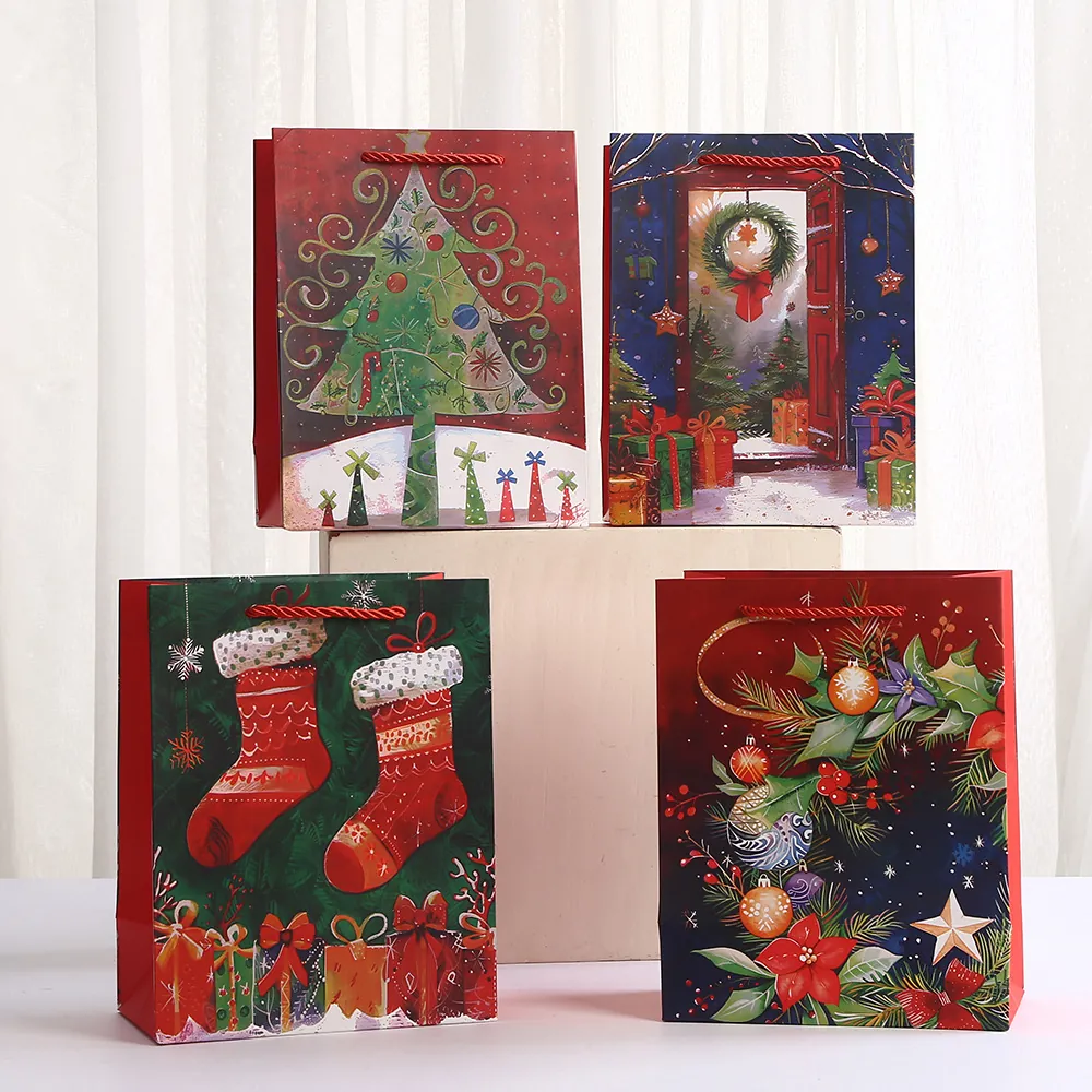 Cartoon Christmas Paper Gift Bags With Woven Handles Printed Holiday Party Favor Bags Xmas Decorative Packaging Tote Bag