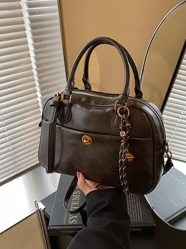 Vintage PU Leather Boston Pillow Bag For Women High-End Large Capacity Handbag With Adjustable Shoulder Strap Gold Hardware Shoulder Bag