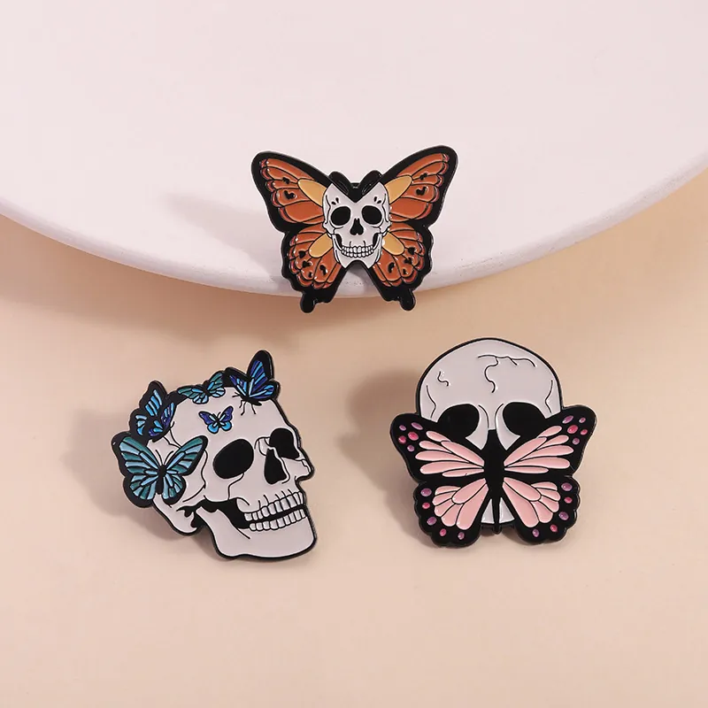 Gothic Totenkopf Schmetterling Emaille Brosche Pin Zinklegierung Horror Dark Style Abzeichen Für Kleidung Rucksack Zubehör