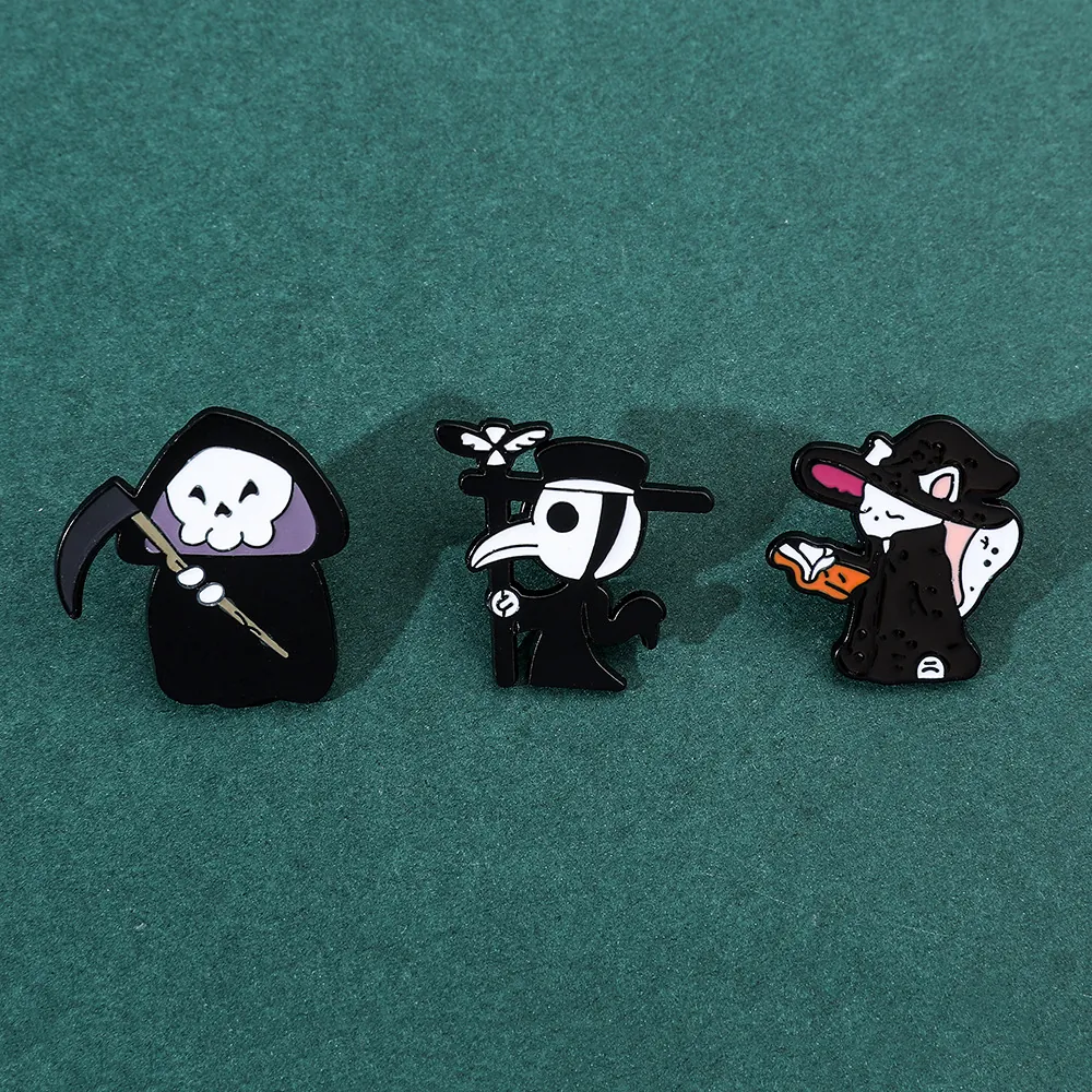 Gothic Enamel Brooch Alloy Cartoon Grim Reaper Plague Doctor Wizard Cat Pin For Clothes Backpack Halloween Decor Accessories