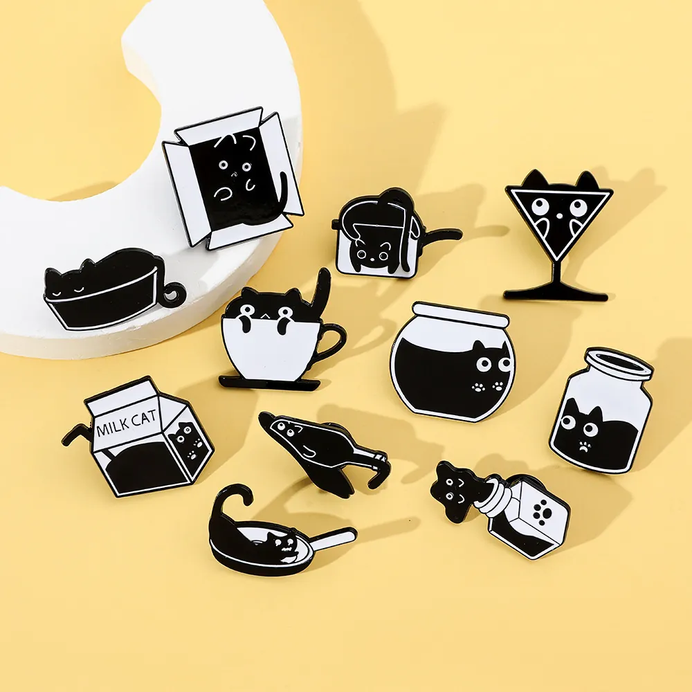 Broche en Émail Chat Liquide Noir et Blanc Créative de Dessin Animé Broche de Chat en Métal pour Vêtements Sac à Dos