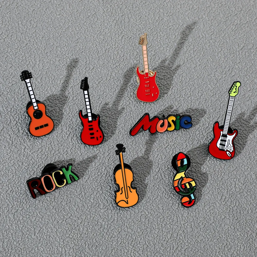 Broches en Alliage d'Émail Thème Musique Mode Guitare Clé de Sol Musique Rock Lettre Épingles pour Vêtements Sacs Vestes Accessoires