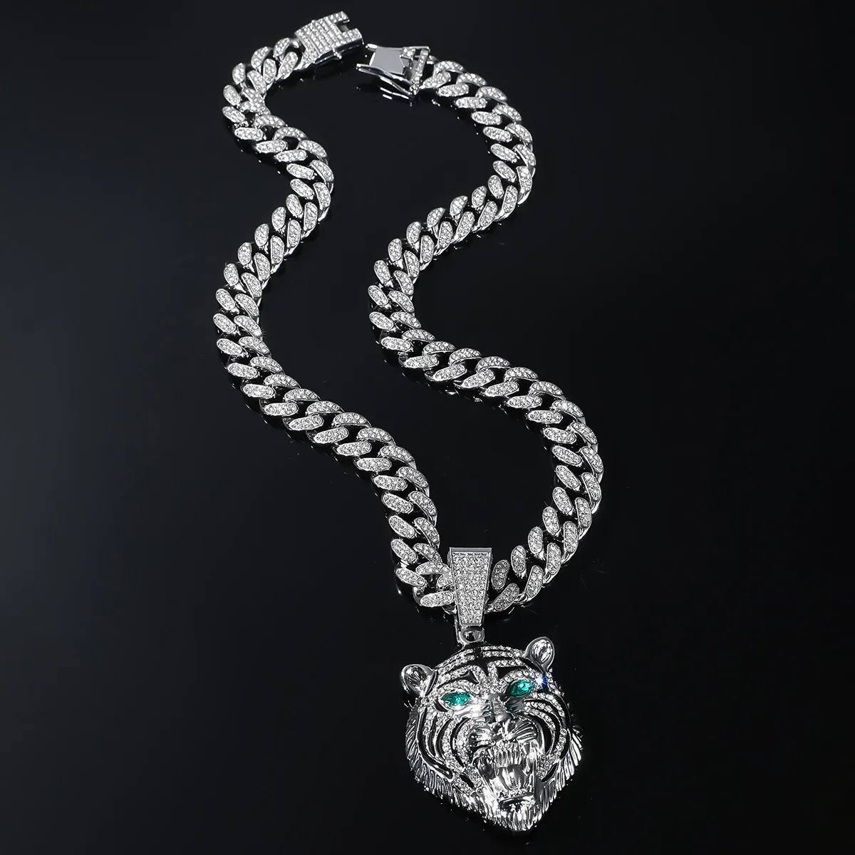 Collier Pendentif Tête de Tigre Hip Hop pour Hommes Femmes Alliage Strass Maille Cubaine Bijoux Animaux Audacieux