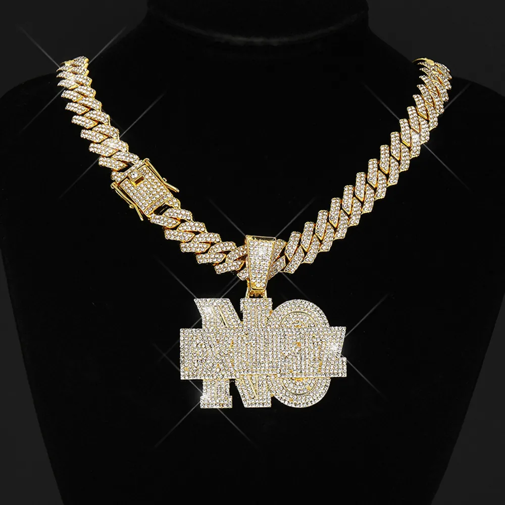 Collier Pendentif Hip Hop en Alliage de Strass pour Hommes Femmes Chaîne Cubaine Couronne Nombre 39 Alphabet Visage Souriant