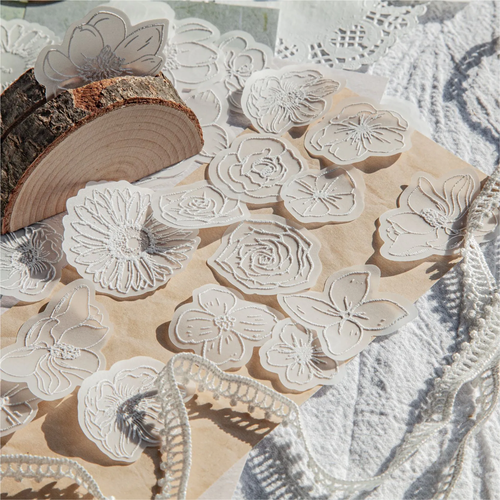 Papier Vélin Vintage Autocollants Fleurs Blanches Mousse 3D Rétro Botanique Floral Matériel Décoratif pour Scrapbooking Journaling DIY Arts Artisanat