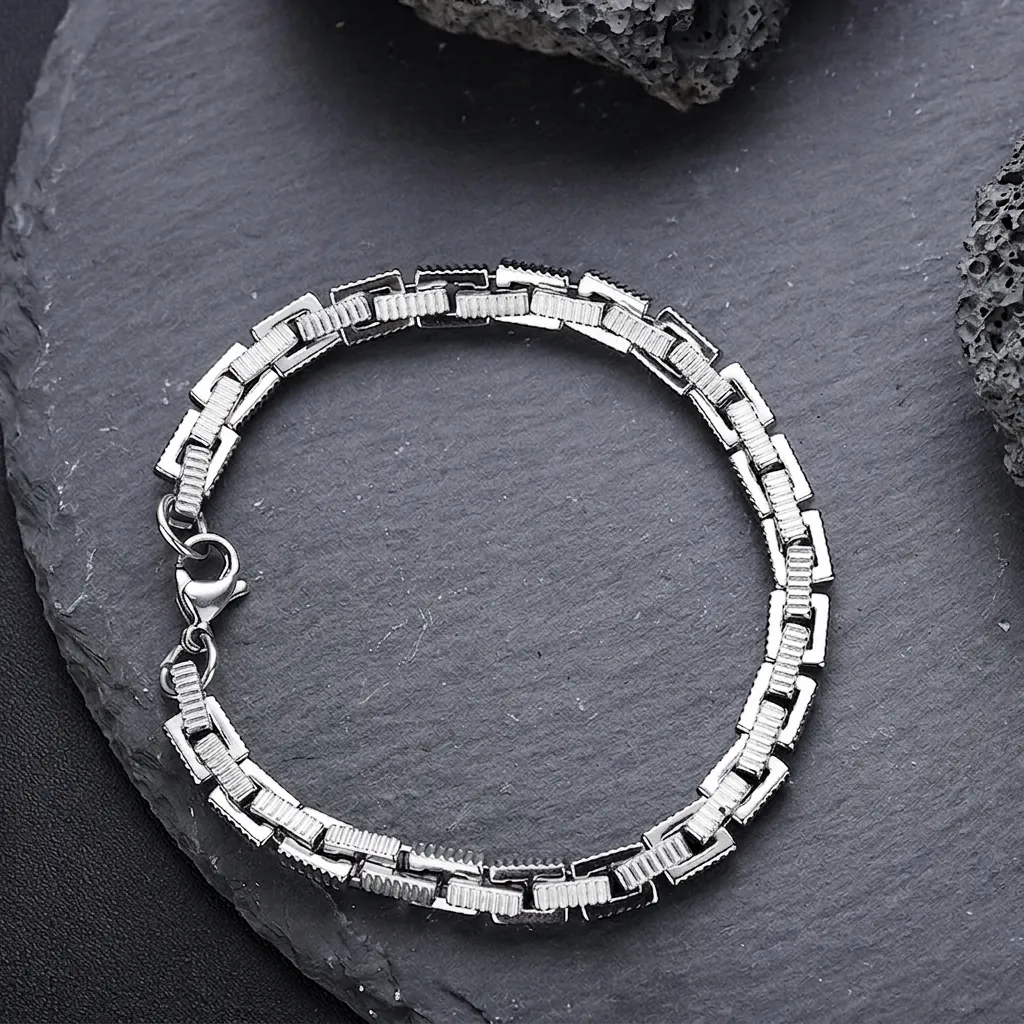 Minimalist Titanium Steel Geometric Textured Chain Bracelet For Men Women Industrial Style Fashion Embossed Hand Jewelry