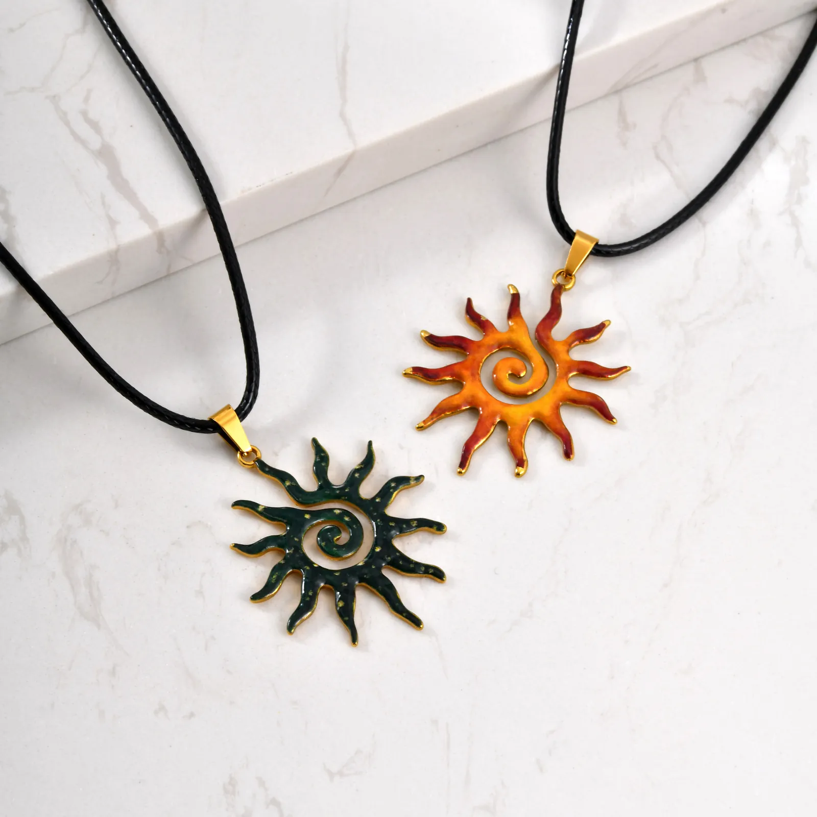 Bohemian Stainless Steel Sun Spiral Pendant Necklace For Women Men Hammered Enamel Sunburst Charm Black Cord Jewelry Gift