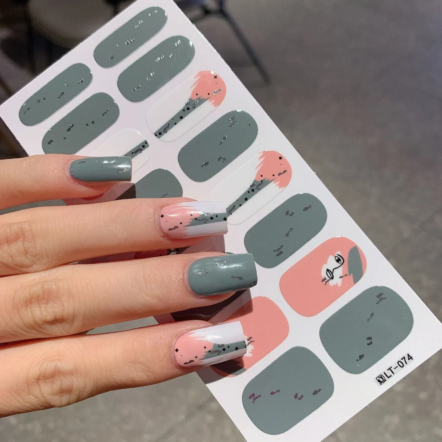 Minimalistische Abstrakte Gesichtskunst Nagelsticker Morandi Rosa Weiß Selbstklebend 14 Stück DIY Nagelkunst Wraps Für Damen