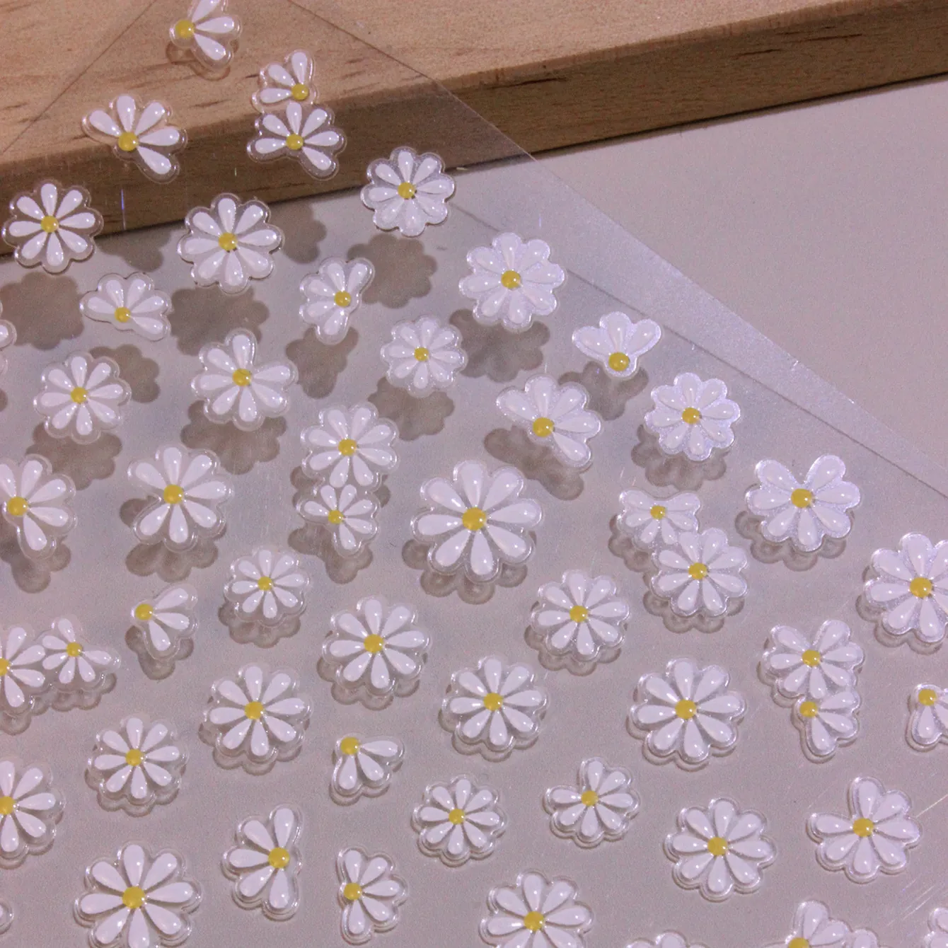 White Daisy Nail Stickers 5D Embossed Flower Art Decals Self Adhesive Manicure Decoration For Women Girls Beauty DIY