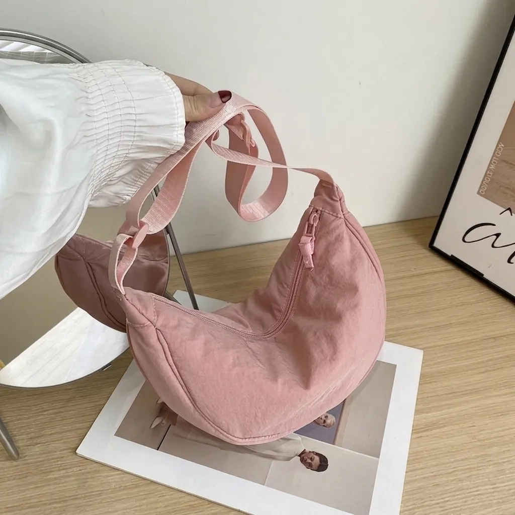Minimalist Nylon Crescent Shoulder Bag For Women Lightweight Large Capacity Casual Hobo Bag With Adjustable Strap Fashion Bag