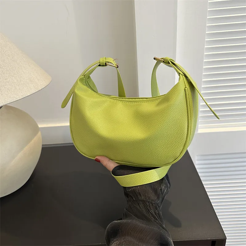 Minimalist Lychee Texture PU Leather Crescent Hobo Bag For Women Solid Color Adjustable Strap Shoulder Crossbody Bag