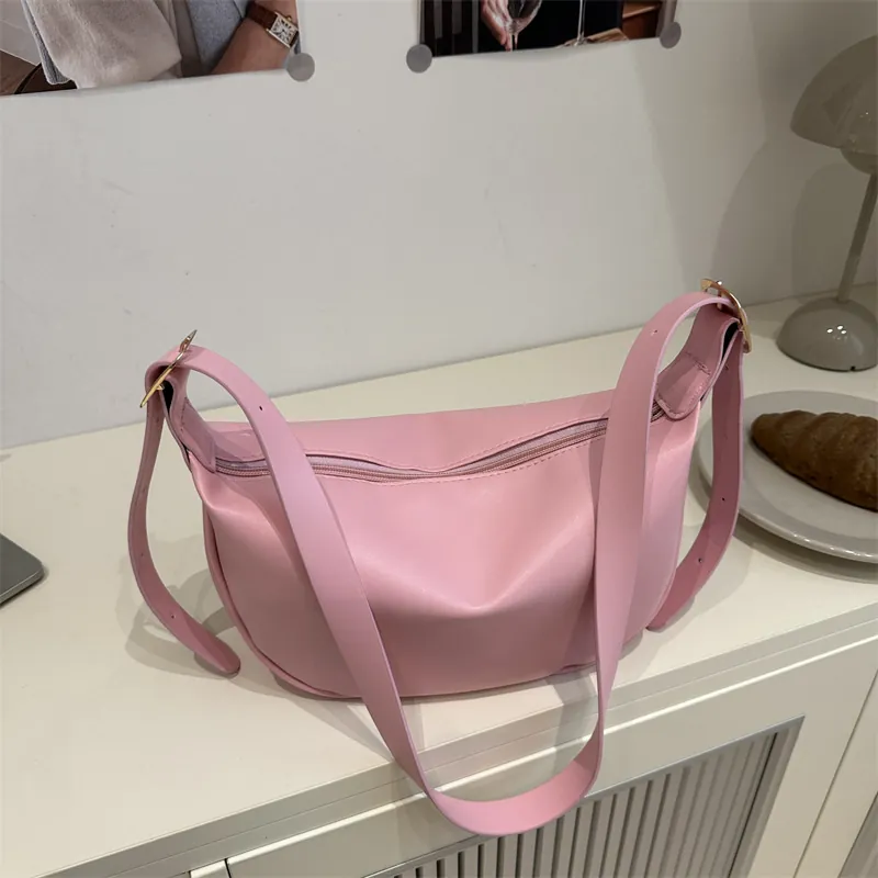 Retro Soft PU Leather Half Moon Shoulder Bag For Women Fashionable Solid Color Hobo Bag Crossbody Dumpling Bag With Adjustable Strap