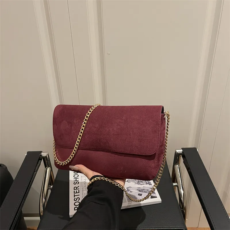 Minimalist Women PU Leather Shoulder Bag Large Capacity Suede Texture Square Crossbody Bag With Metal Chain Gold Strap