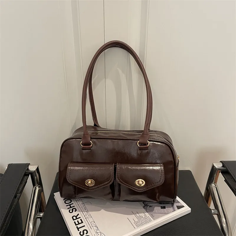 Damen Retro PU-Leder Boston Umhängetasche Straßentrend Urban Commute Unterarm Handtasche Mit Goldener Metallschnalle Drehverschluss