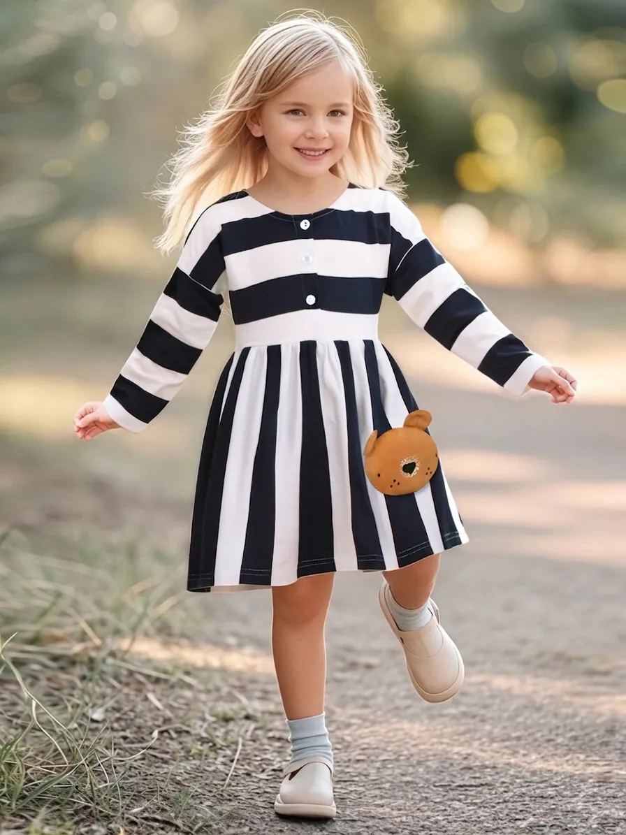 Abito in Cotone a Righe a Maniche Lunghe da Bambina Con Simpatica Applicazione a Orso Moda Autunnale Vestiti Blu Navy Bianchi