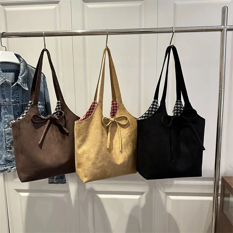 Women Large Capacity Faux Suede Tote Bag With Bow Decoration Gingham Lining Reversible Slouchy Shoulder Bucket Bag